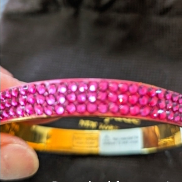 Kate Spade NWT hot Pink rhinestone bangle bracelet with dust bag - Picture 1 of 7